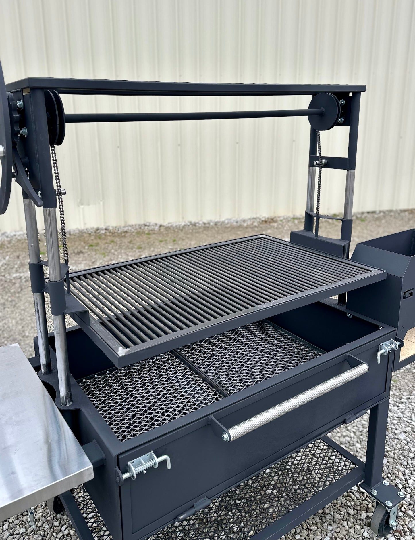 The SANTA MARIA Grill